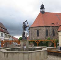 1-1-St-Johanniskirche-vom-marktplatz-aus